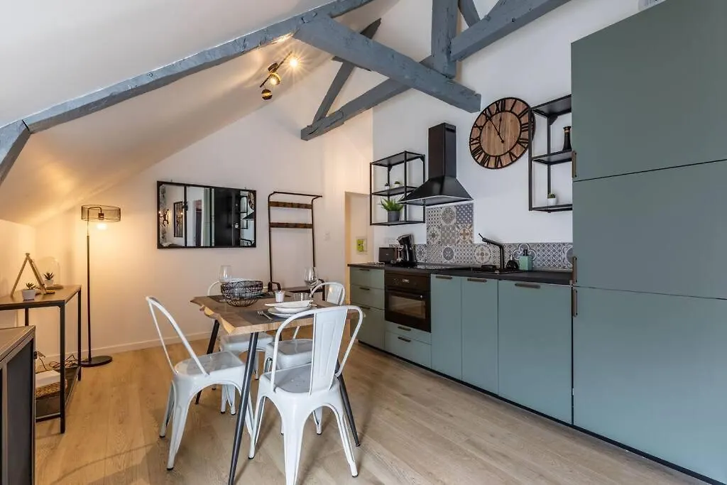 « L'Atelier Du 36 » Appartement A Montfort Sur Meu